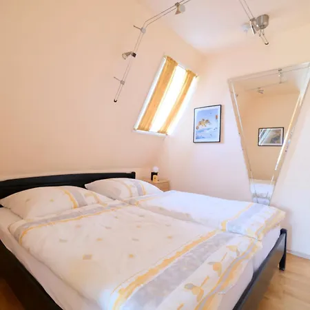 Landjaegerhaus Am Suedstrand - 1 + 3 Wyk auf Föhr