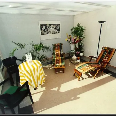 Apartment Landjägerhaus Am Südstrand - 1 + 3 Wyk auf Föhr